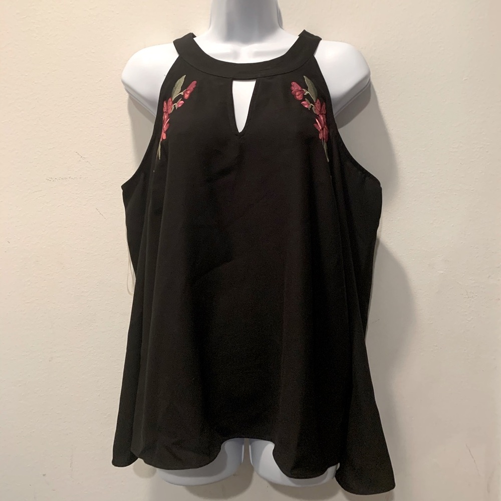Cold shoulder floral top